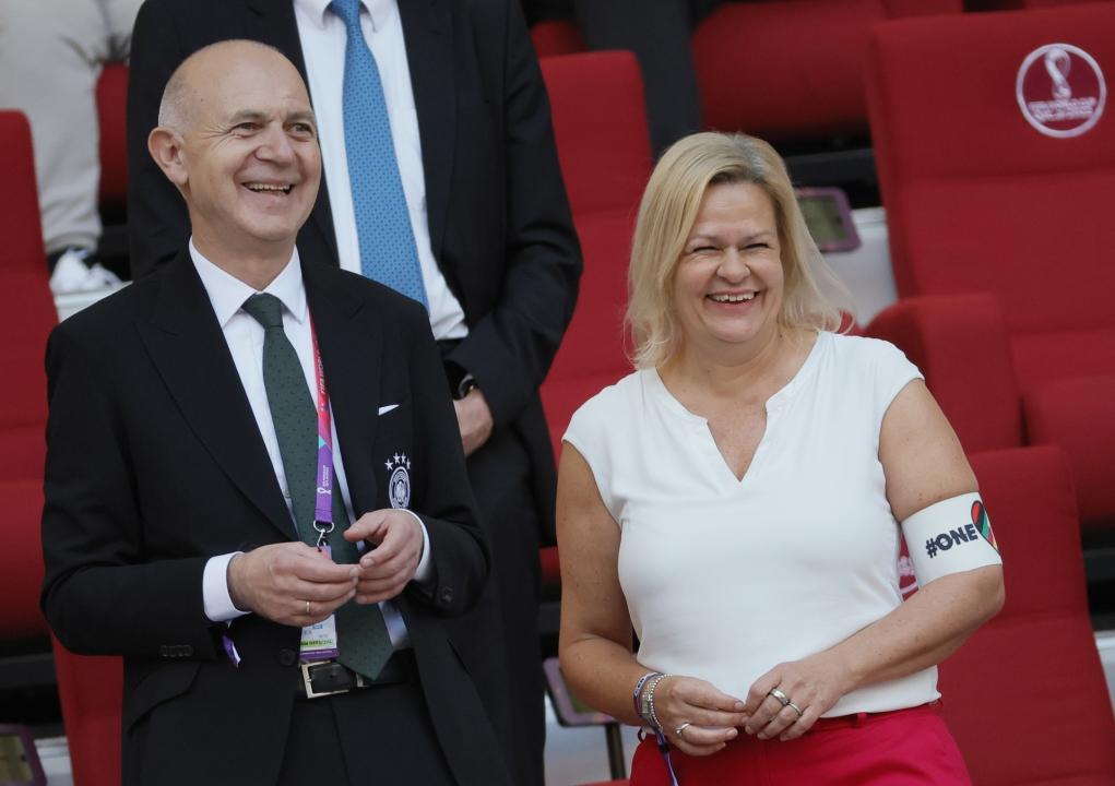 Al final, sí hubo brazalete de 'One Love' ¡una ministra alemana lo