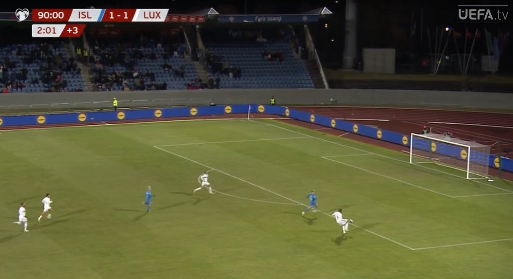 El lustro dorado de Luxemburgo sobrevive a un fallo sin portero. Captura/UEFATV