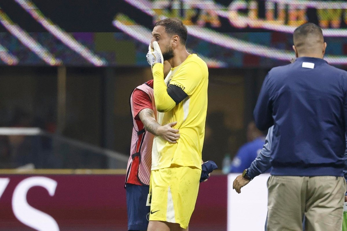 Donnarumma apologises to Musiala. Erik S. Lesser