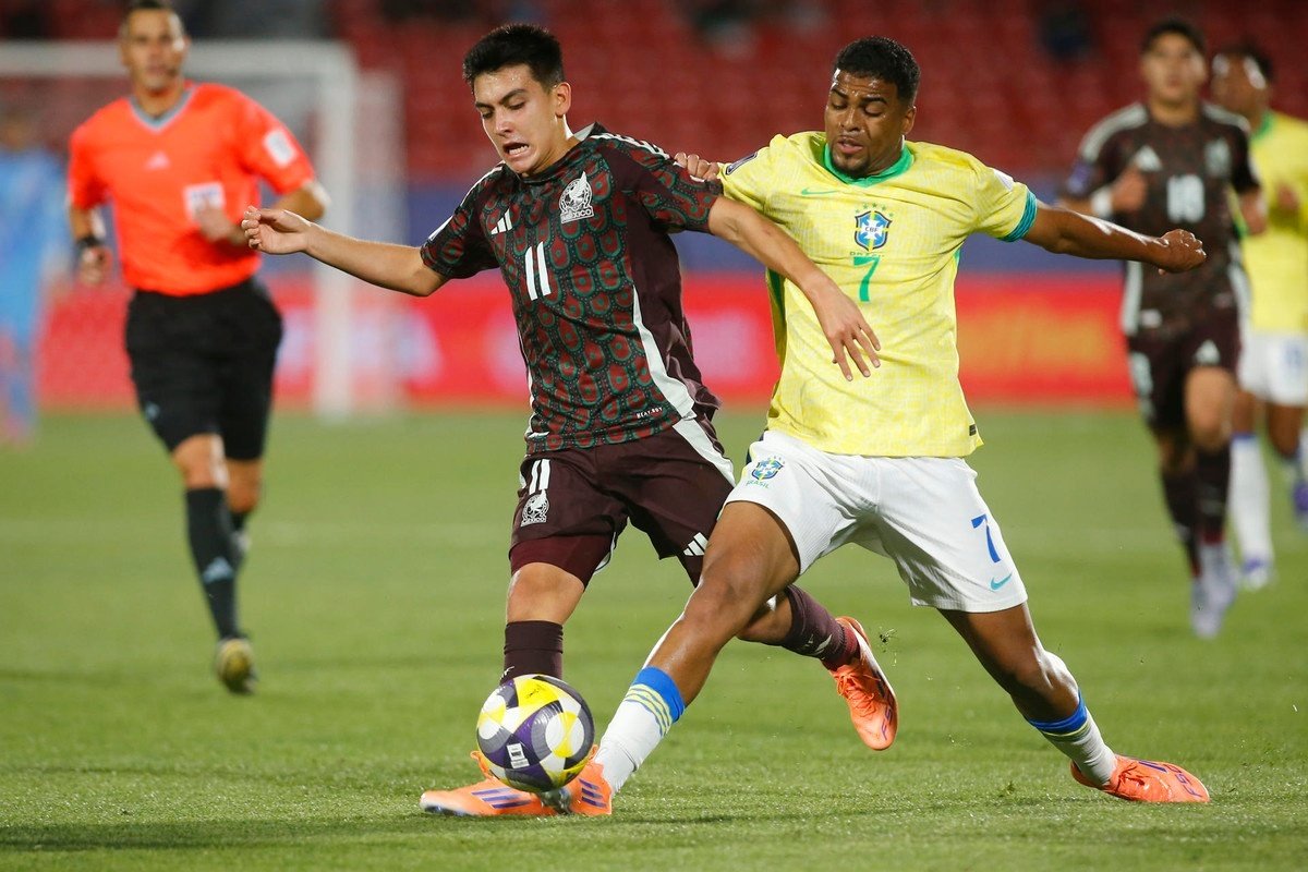 Gilberto Mora es uno de los mejores jugadores hasta ahora del Mundial Sub 20. Y en su caso, tan Sub 20: el jugador de Tijuana todavía tiene 16 años, algo que no le ha impedido sumar tres goles y dos asistencias en cuatro encuentros.