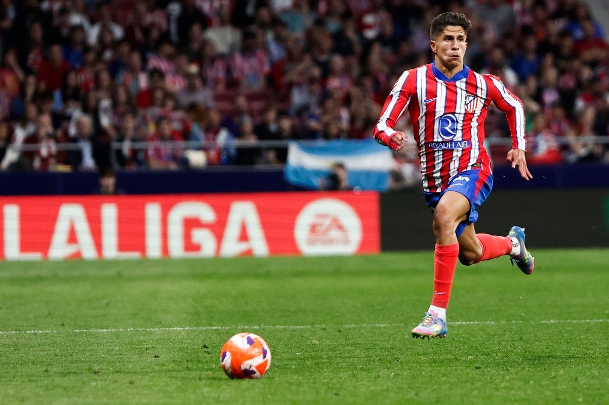 "¿Mastantuono? Me alegro por él, es un jugadorazo"