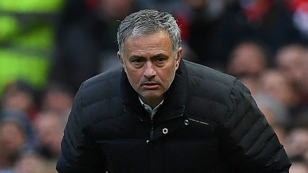 Saunders is confident that Jose Mourinho will turn things around at Manchester United. Goal