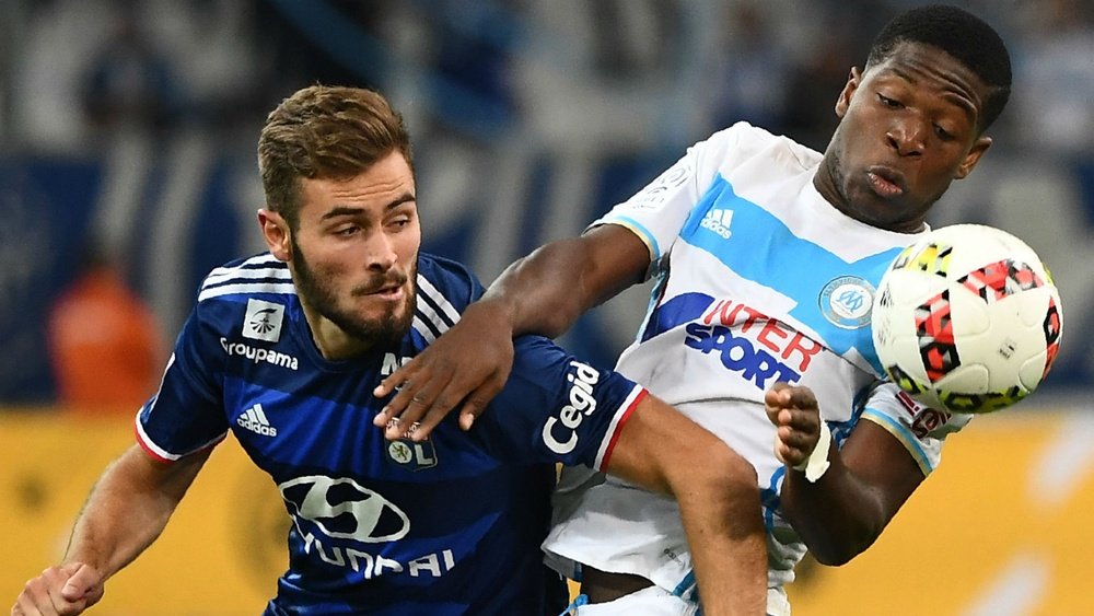 Lucas Tousart dans un match de Ligue 1 entre Marseille et Lyon. AFP