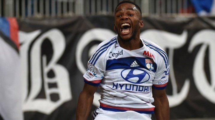 Olympique Lyonnais : Kalulu annoncé à Rennes