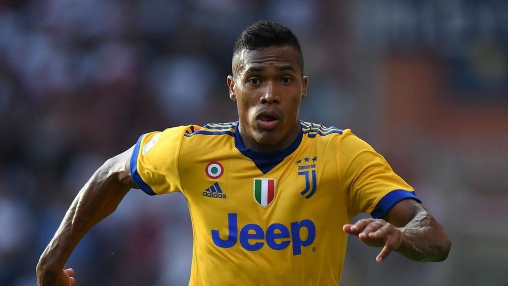 RUMOR: United quer Alex Sandro. Goal