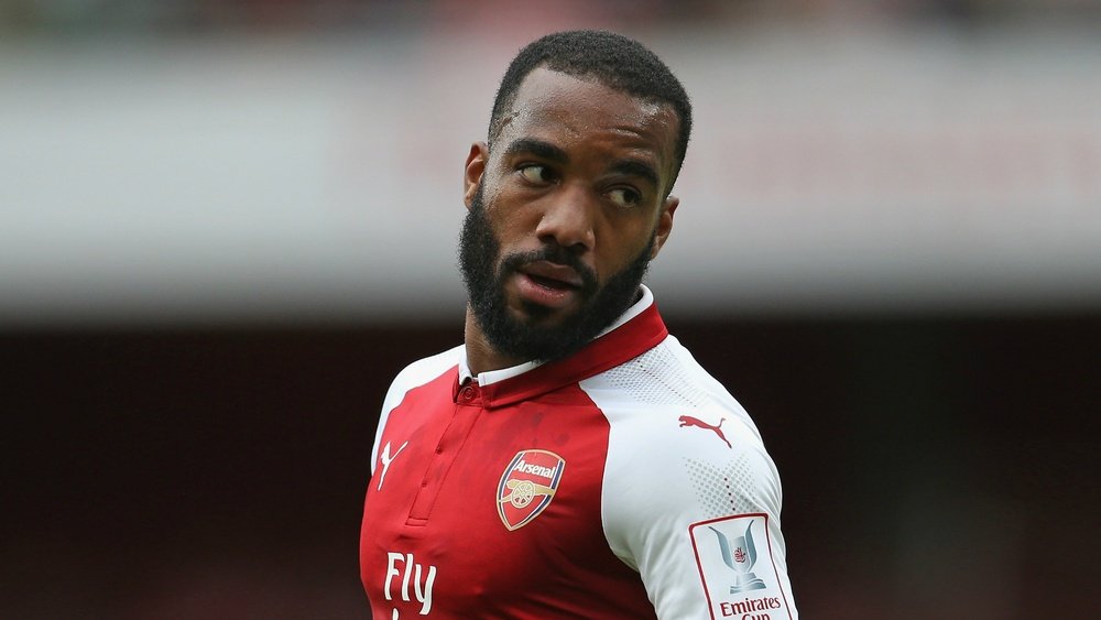 Henry backs Lacazette for Arsenal success