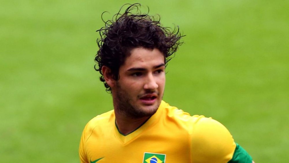 Pato still dreaming of World Cup selection