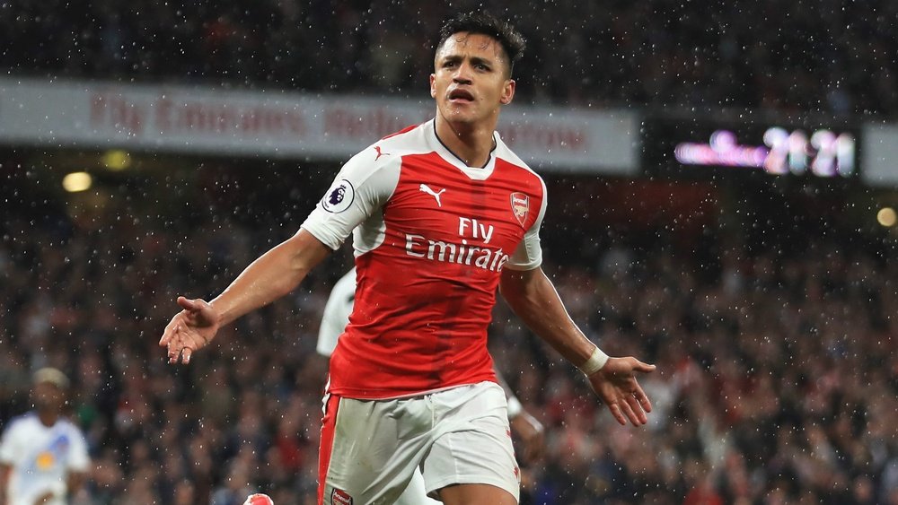 Arsenal London will need to raise the sallery of Alexis Sanchez. AFP