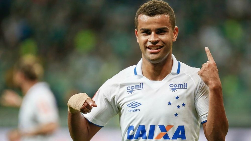 Cruzeiro está ativo no mercado. Goal