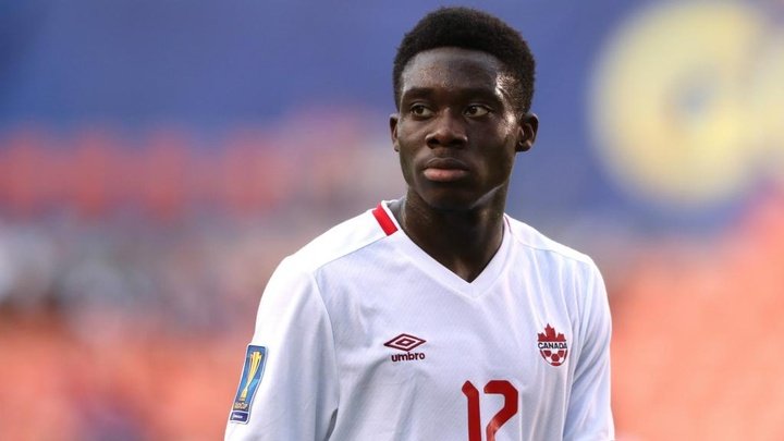 Le Bayern Munich va recruter un jeune prodige canadien de 17 ans