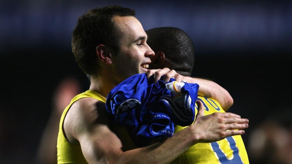 Iniesta will not receive a warm welcome in London, according to Azpilicueta. GOAL