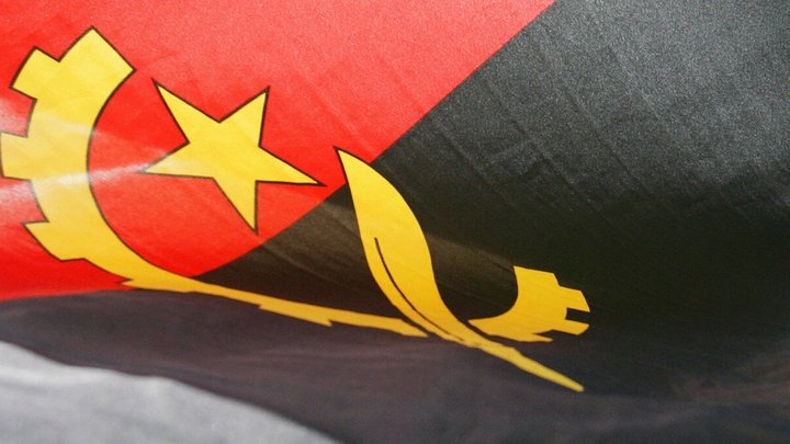 Stadium stampede kills 17 fans in Angola