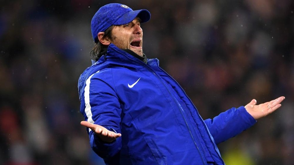 'Bull****' to suggest Chelsea can catch Man City – Conte