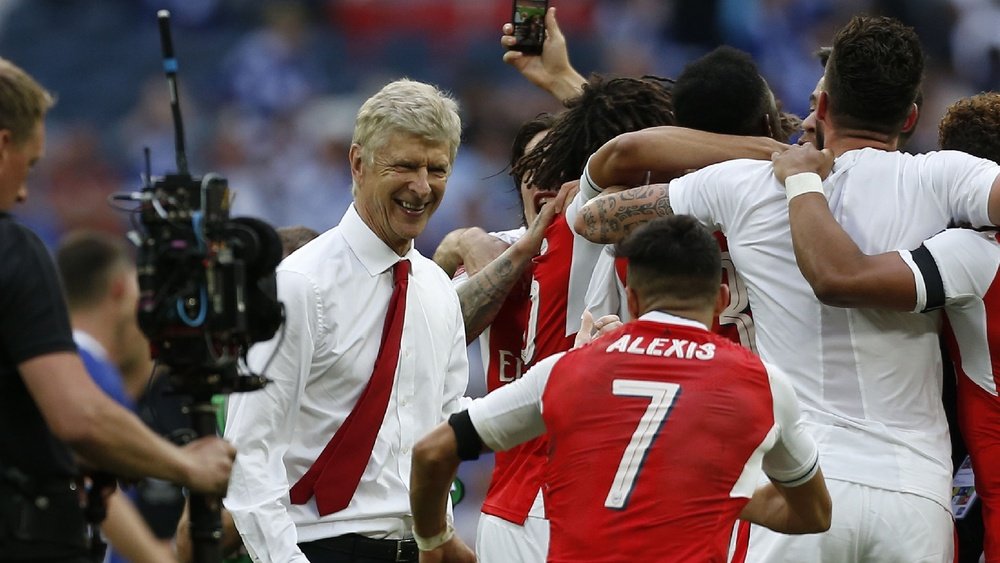 Arsene Wenger et Alexis Sanchez, Arsenal-Chelsea, finale FA Cup. GOAL