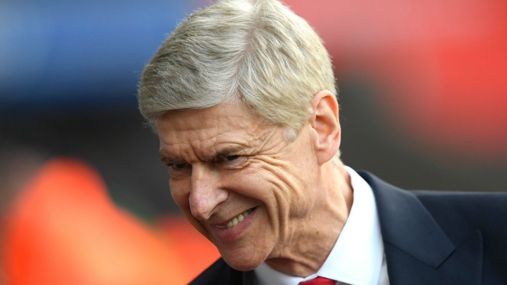 Arsene Wenger is pleased that Arsenal do not face the same problems as Chelsea do with Costa. Goal