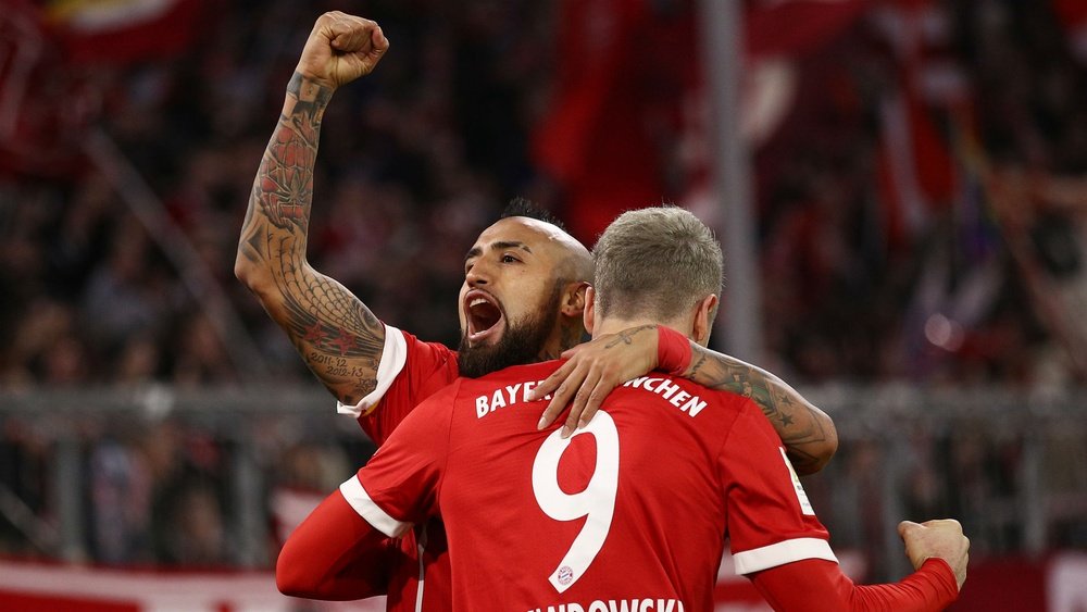 Heynckes told Arturo Vidal to shape up in order to get back to top form. GOAL