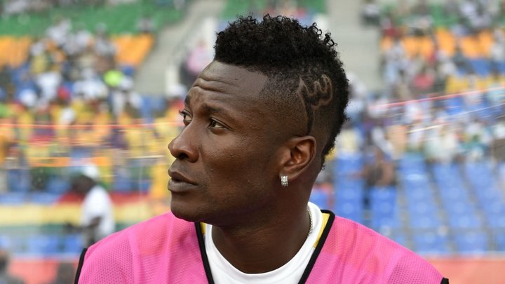 Asamoah Gyan found guilty of 'unethical hair' under UAE rules