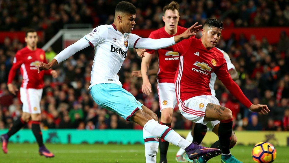 Middlesbrough have announced the signing of striker Ashley Fletcher from West Ham. GOAL
