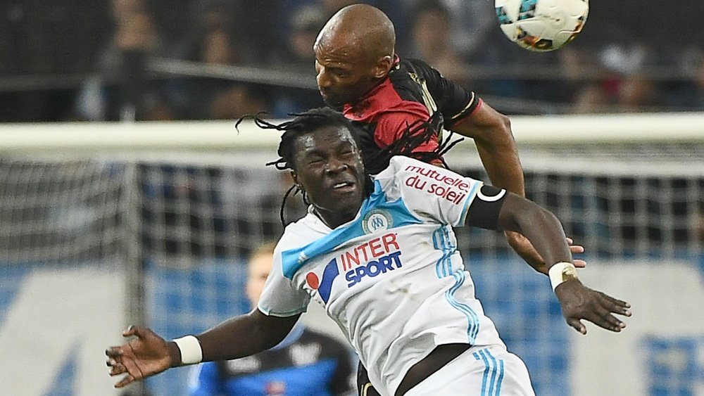 Bafetimbi Gomis et Jeremy Sorbon, Marseille - Guingamp, Ligue 1. GOAL