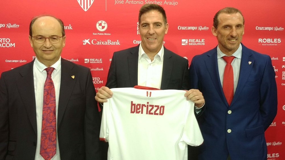 Berizzo announced his new targets. AFP
