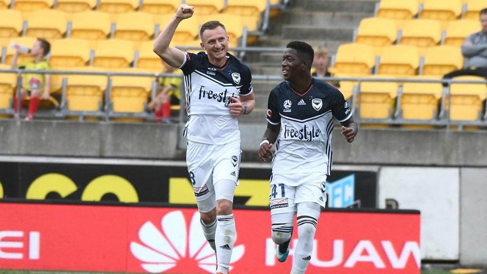Melbourne Victory battled back to a thrilling win at Wellington Phoenix. GOAL
