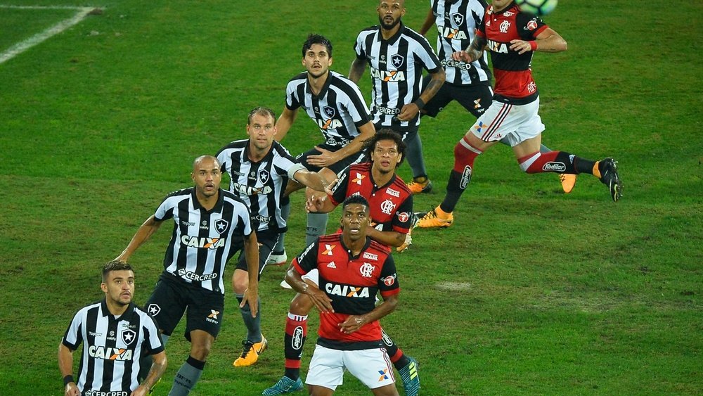 Botafogo tem que aproveitar melhor seus contra-ataques. Goal
