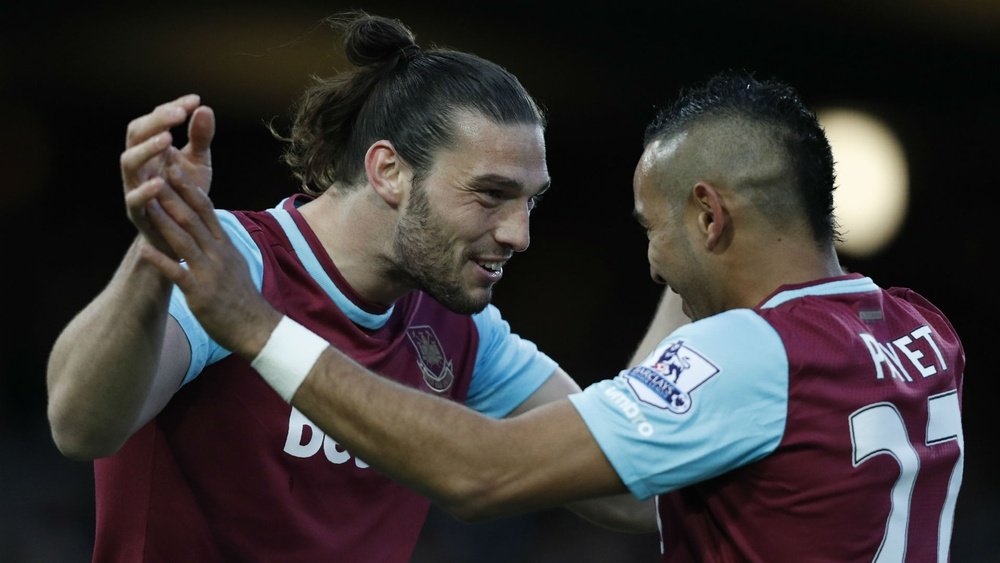 Carroll won't let Payet leave. Goal