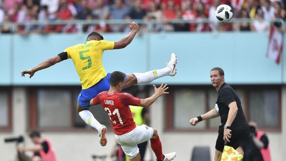 Gilberto Silva: “Casemiro é o melhor meia defensivo do mundo”.Goal