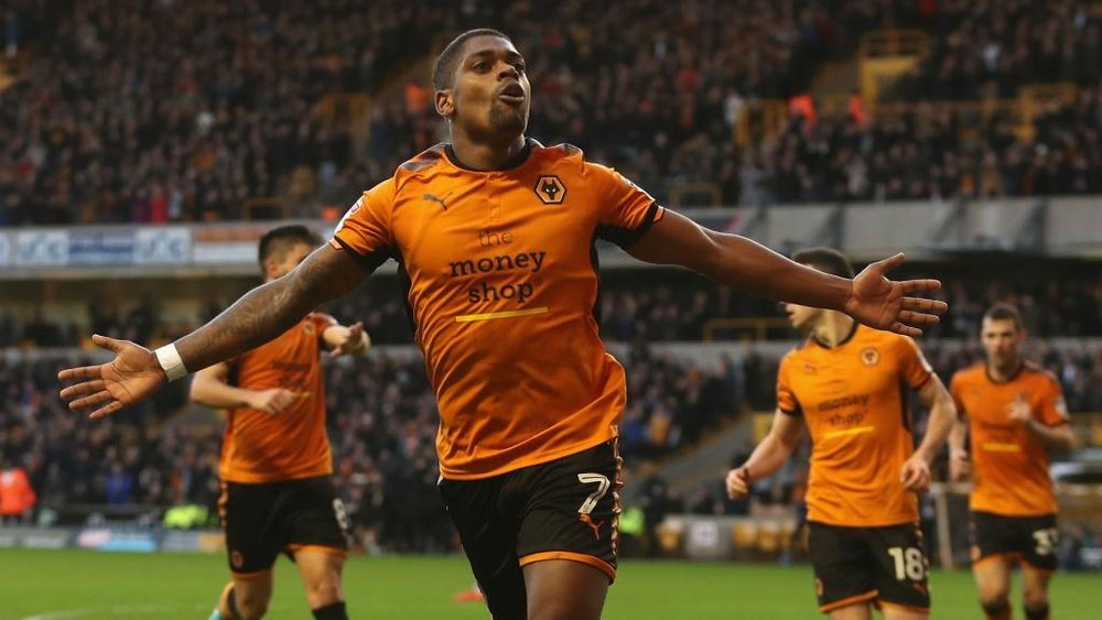 Cavaleiro moved Wolves seven points clear at the top of the Championship. GOAL