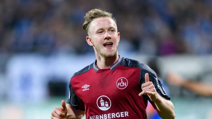 Germany U21 striker Teuchert joins Schalke