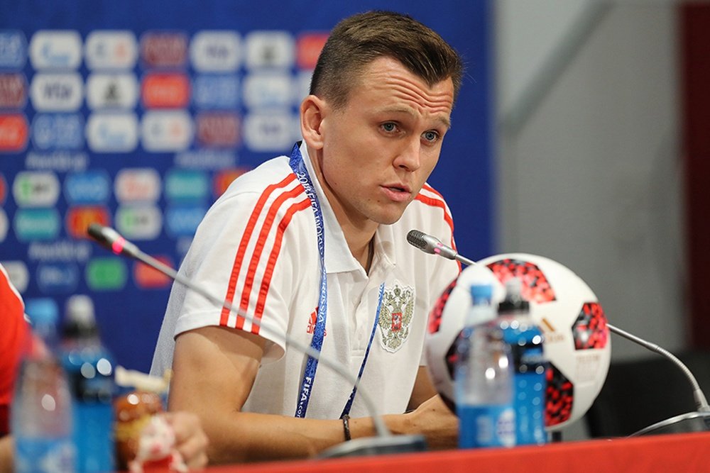 Cheryshev quer festa da torcida contra a Espanha e afasta pressão da equipe russa