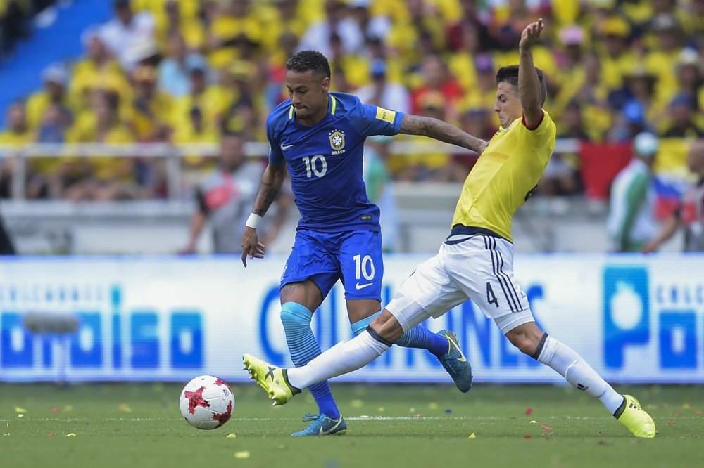 O craque do Brasil não conseguiu dar a vitória à 'canarinha', frente à Colômbia. Goal