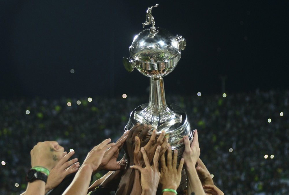 O troféu que os sul-americanos mais desejam: A Libertadores. Goal