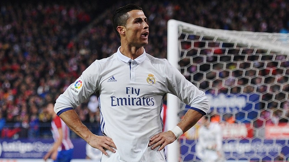 Le footballeur portugais du Real Madrid, Cristiano Ronaldo après avoir inscrit un but en Liga. AFP