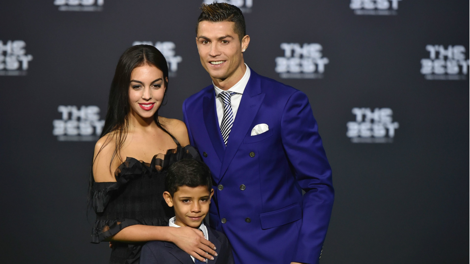 Grávidos, Cristiano Ronaldo e Georgina Rodríguez esperam uma menina