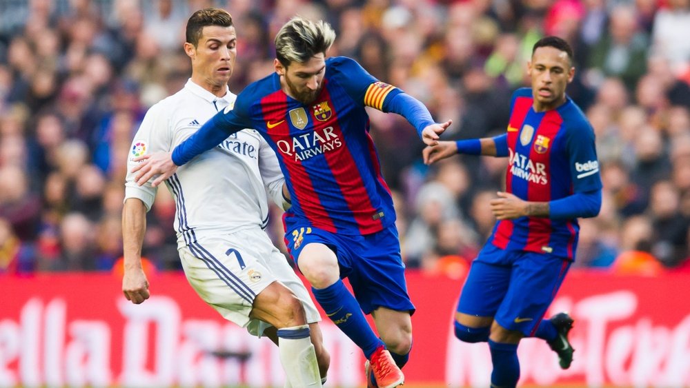 Cristiano Ronaldo and Leo Messi during a 'clásico'. Goal