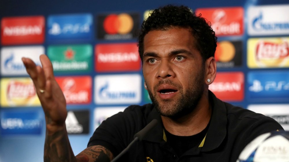 Dani Alves has hit out after rumours he was set to leave Juventus. GOAL