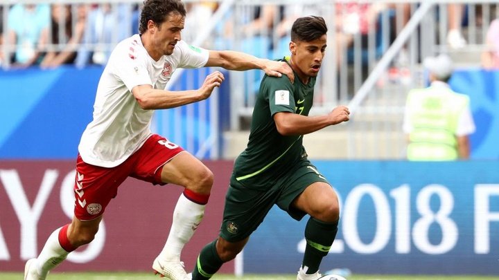Arzani ready for Socceroos start against Peru – Skoko