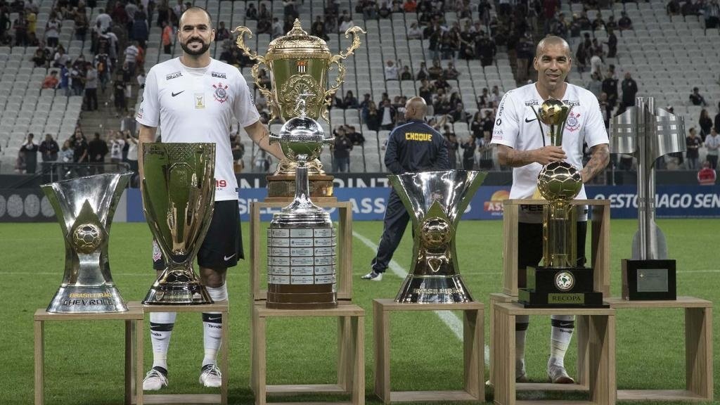 Ídolo do Corinthians, multicampeão e agora pode estar se despedindo para  jogar no Grêmio