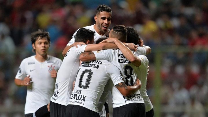 Deportivo Lara 2-7 Corinthians
