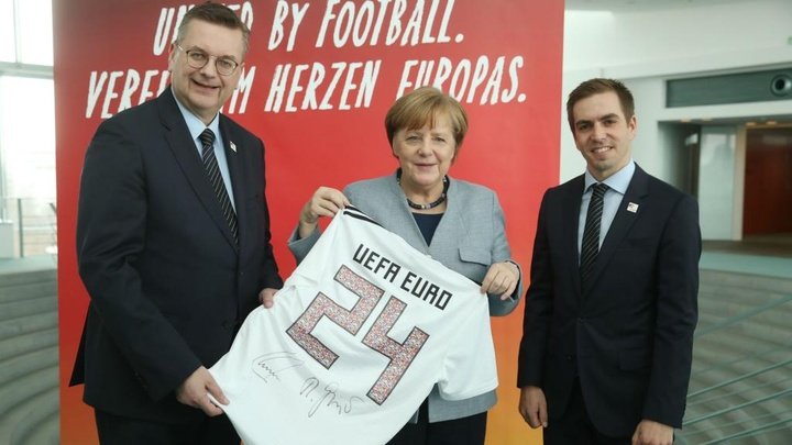 Germany submits Euro 2024 bid