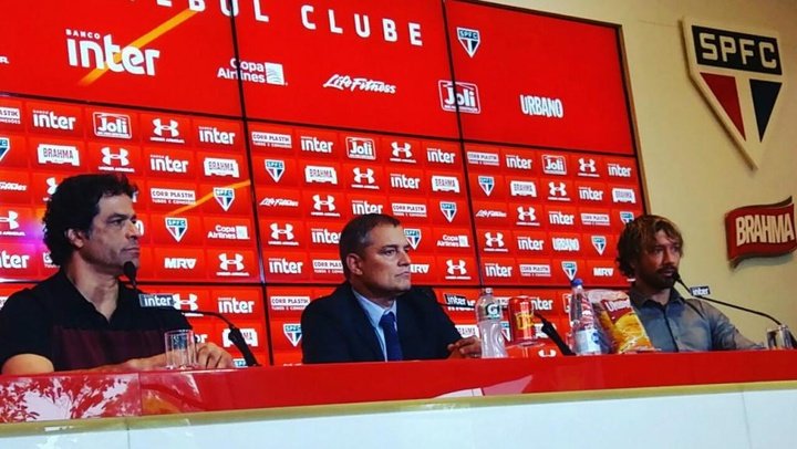Aguirre garante prioridade ao São Paulo mesmo se receber convite do Uruguai e exige equipe determinada