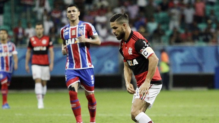 Flamengo bate o Bahia na Arena Fonte Nova e chega ao G4