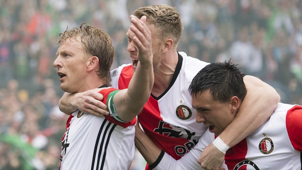 Dirk Kuyt célèbre son but en Ligue hollandaise entre Feyenoord et Heracles. AFP