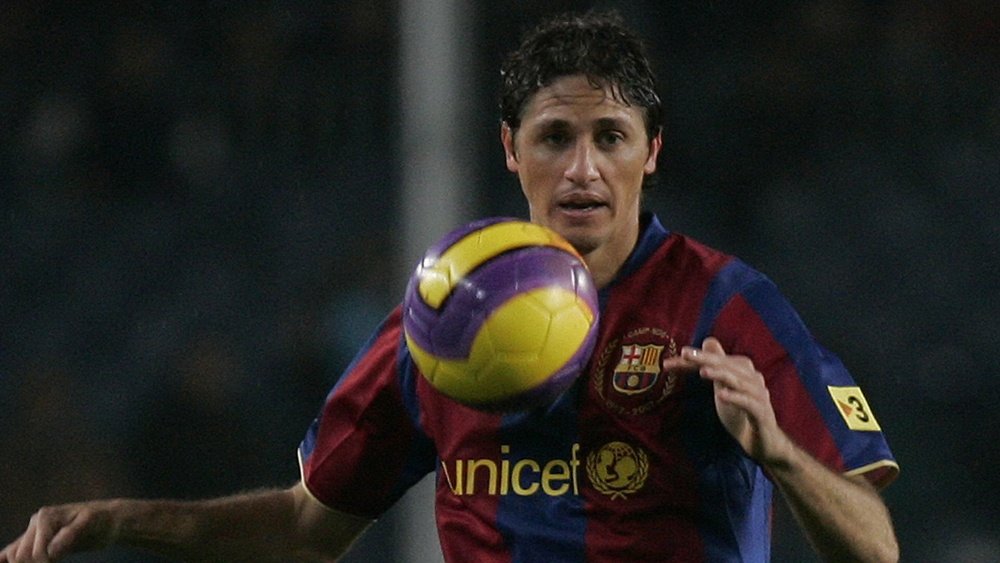 Edmílson, ex-jogador do Barcelona, quer ser técnico. Goal