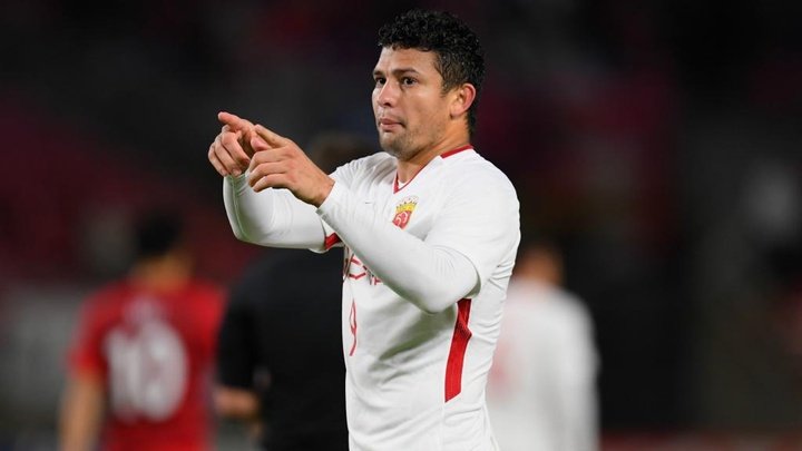 AFC Champions League: Elkeson gifts Shanghai important away goal