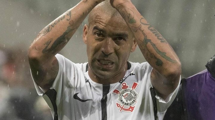 Sheik brinca ao falar de tontura após gol do Corinthians: “Pensei que ia morrer”