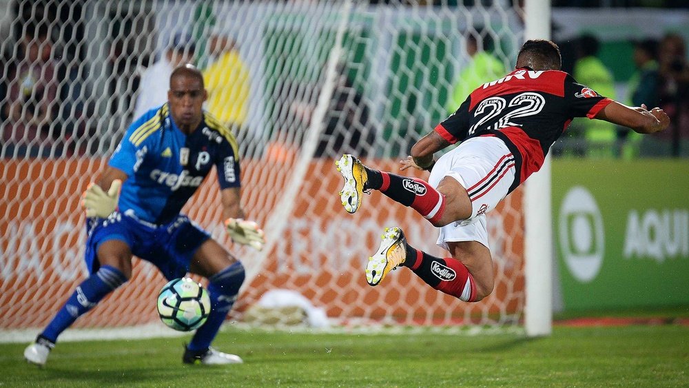 Everton Jailson Flamengo Palmeiras Brasileirao Serie A 19072017