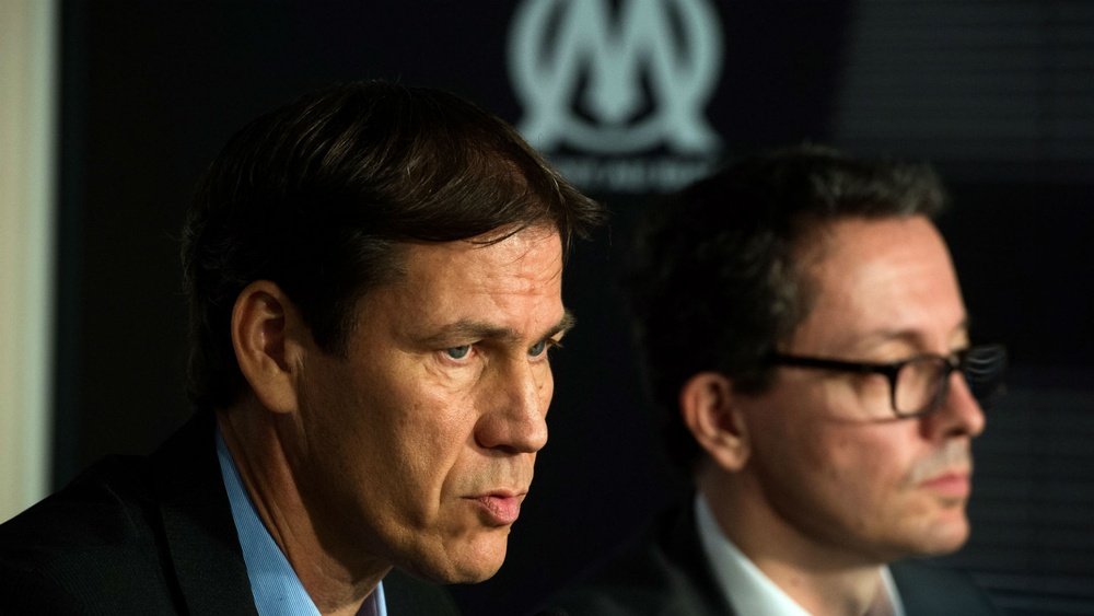 Eyraud et Rudi Garcia lors d'une conférence de presse à Marseille. AFP