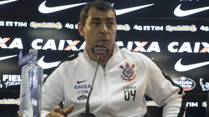 Carille exalta vitória sobre o Vasco e diz estar feliz com o elenco do Corinthians